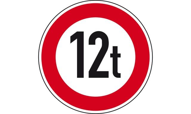 Worauf bezieht sich die Angabe „12 t“ bei diesem Verkehrszeichen?